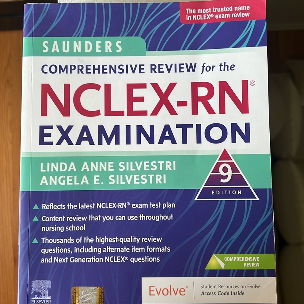 Saunders Comprehensive Review for the NCLEX-RN Examination book 9th Edition